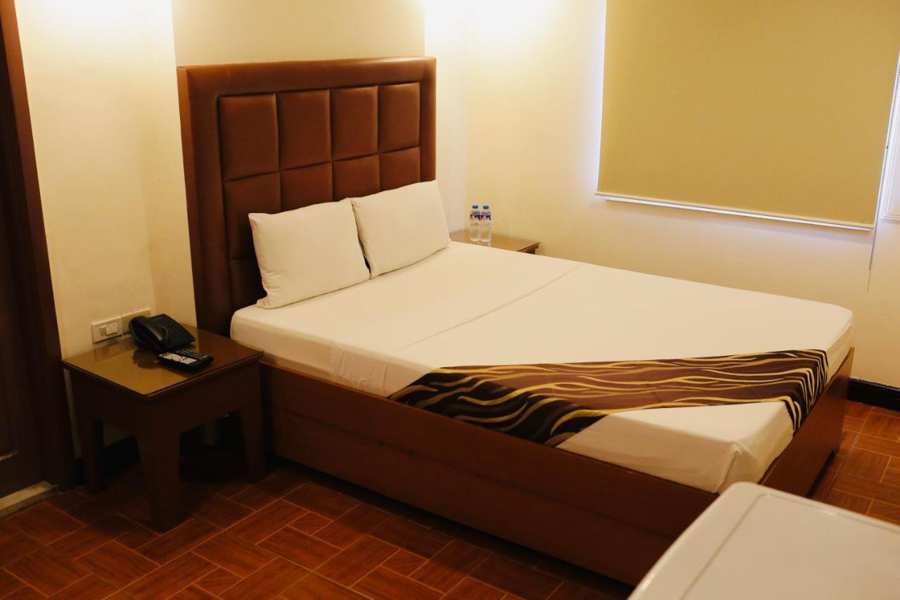 Amalfi718 Hotel Lipa City Exterior foto